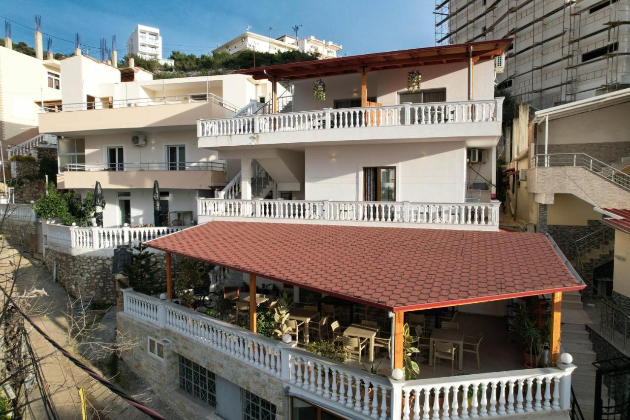 Apartment Jon'a Sarande