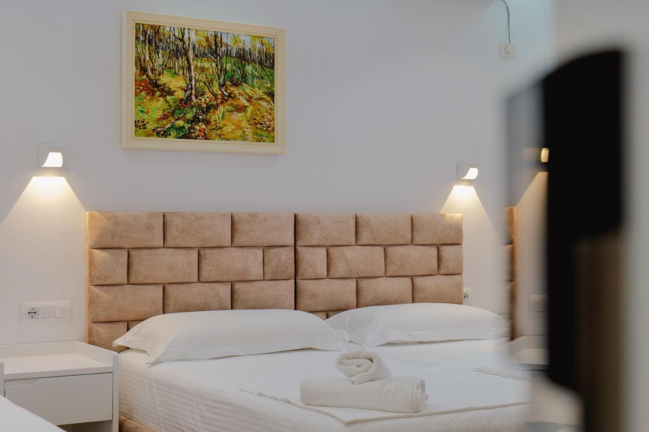 Jon'a Apartment Sarande