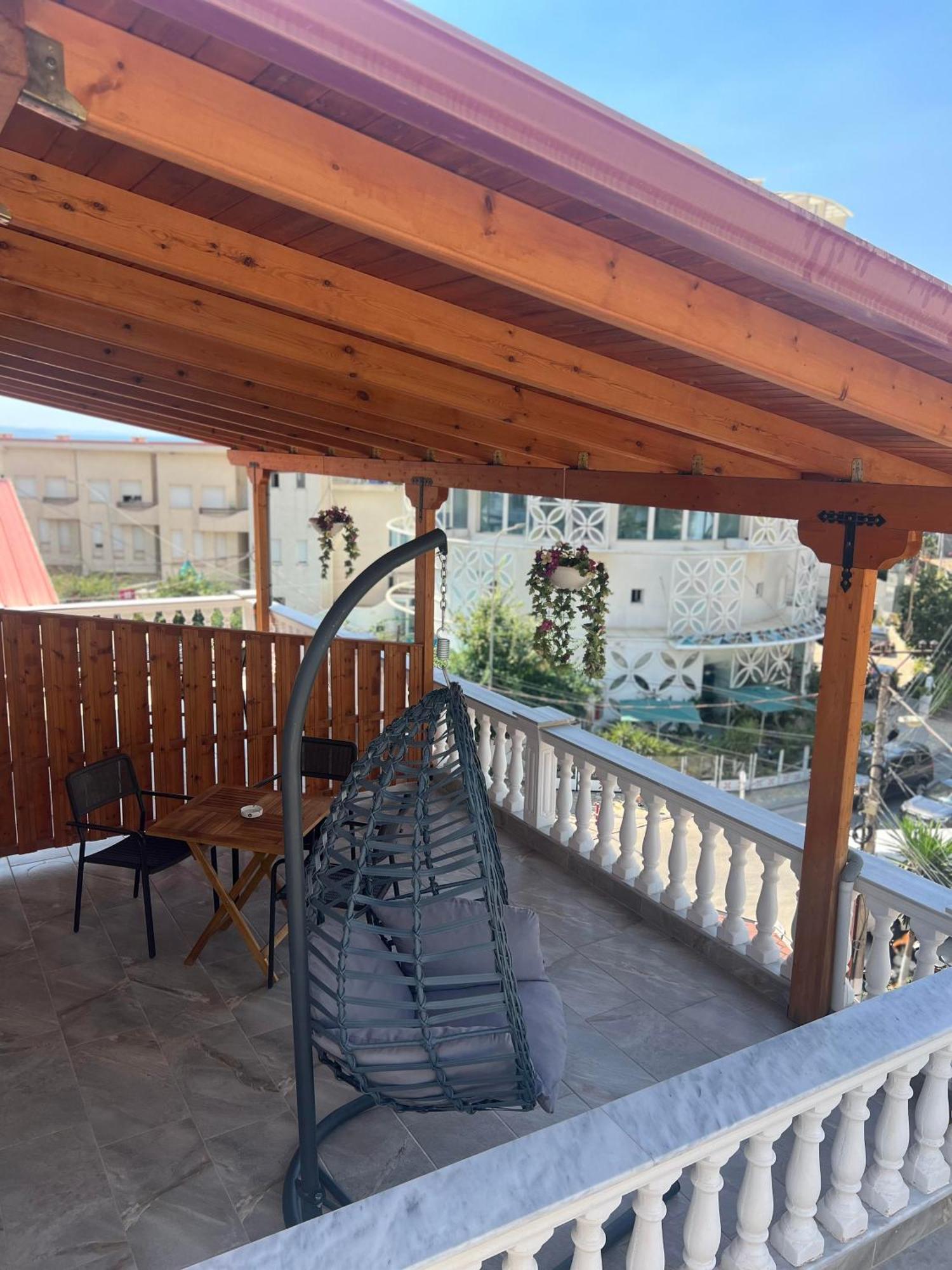 Apartment Jon'a Sarande